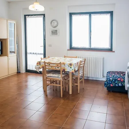 M195 - Marcelli, Trilocale Con Terrazzo A 200mt Dal Mare